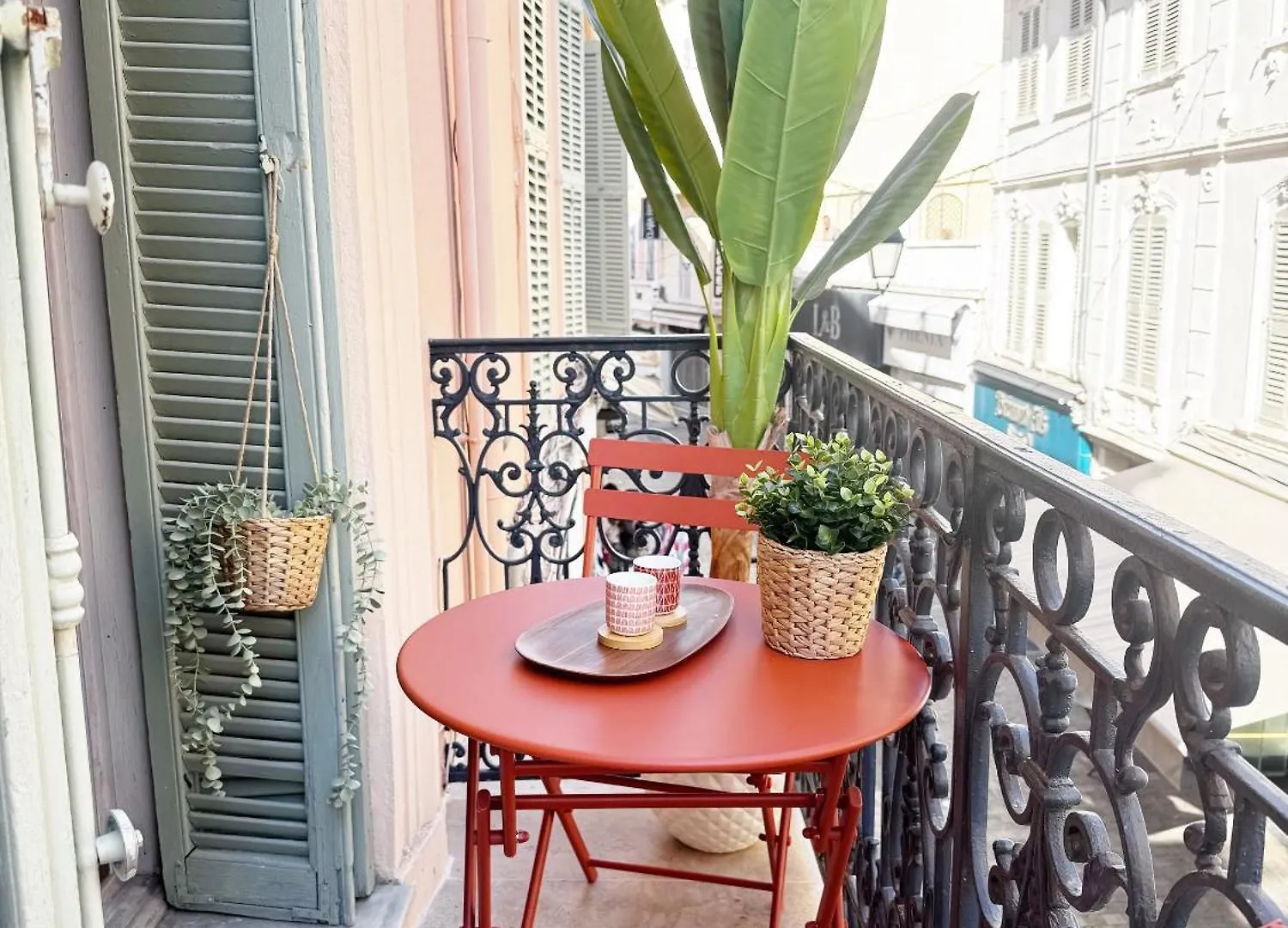 Beach & Palais - 2 Min Away, Balcony Cannes Apartment